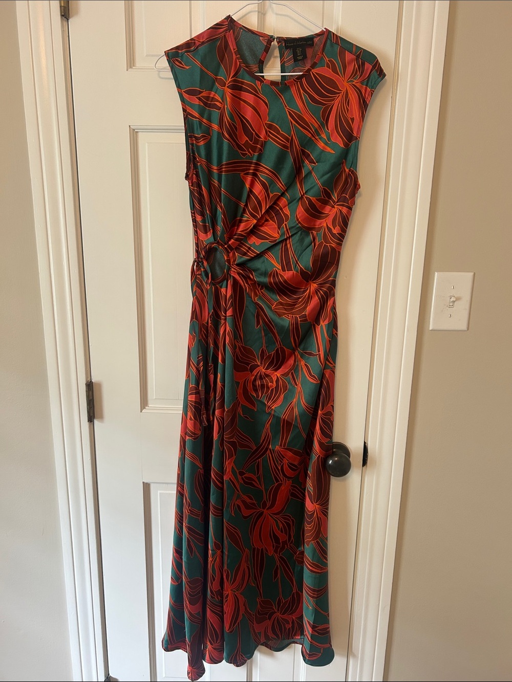 House of Harlow 1960 Green Maxi Dress with Red Floral Print
